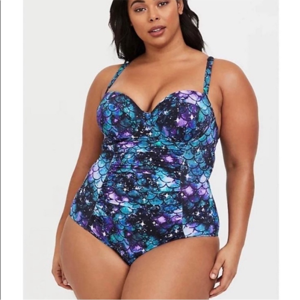 Torrid mermaid galaxy swimsuit, size 3, new without tags.